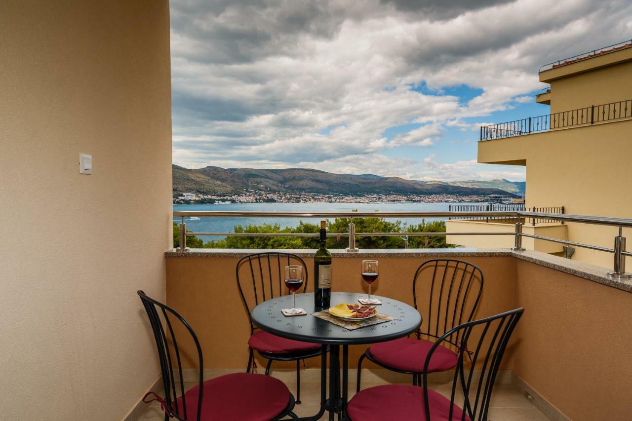 Apartments Mare Trogir Dış mekan fotoğraf